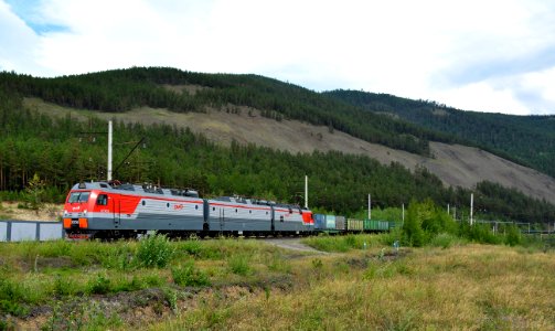 3ЭС5К-271,_Россия,_Бурятия,_станция_Северобайкальск_(Trainpix_171945)
