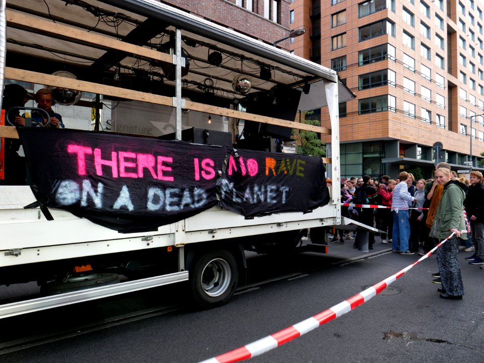 3rd_Global_Climate_Strike_Berlin_Rave_Aufstand_03