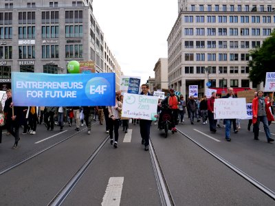 3rd_Global_Climate_Strike_Berlin_Entrepeneurs_For_Future_demonstration_08