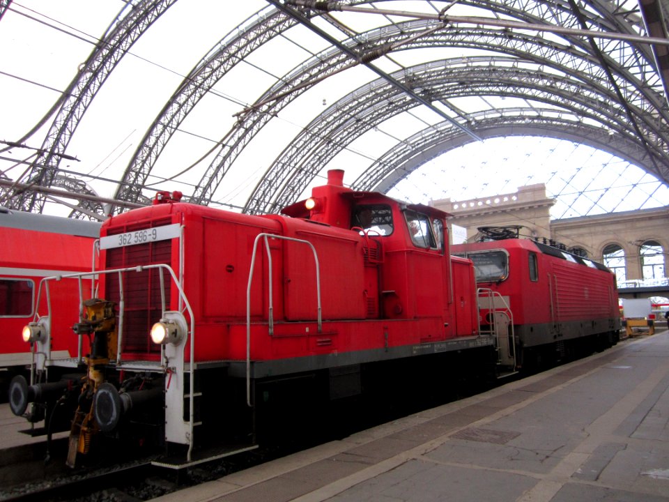 362_596-9_Dresden_Hauptbahnhof