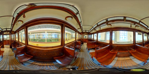 360°_Innenaufnahme_Straßebahnwagen_1135_-_Straßenbahnmuseum_Dresden_(2)
