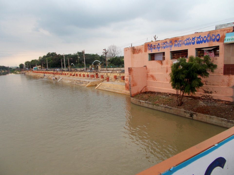 36_-_KC_Canal_beside_Ganesh_Temple
