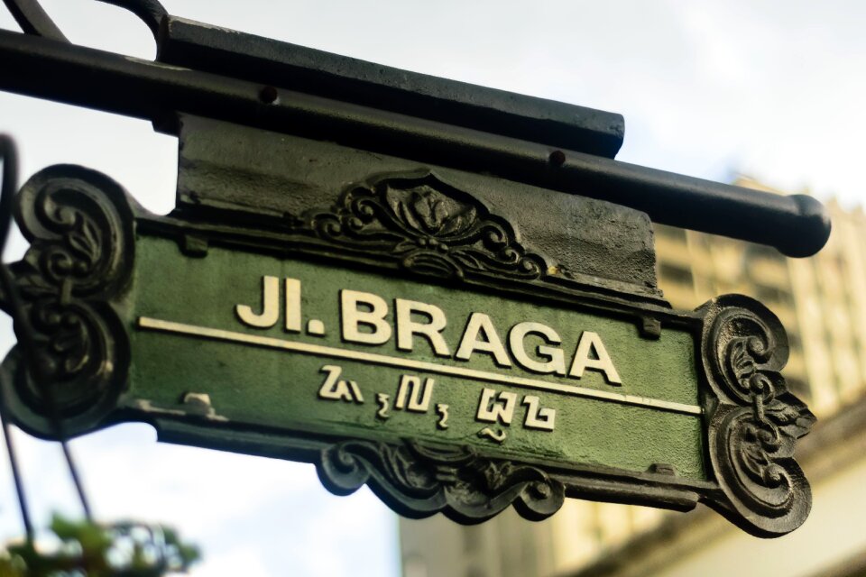 Braga road braga road sign