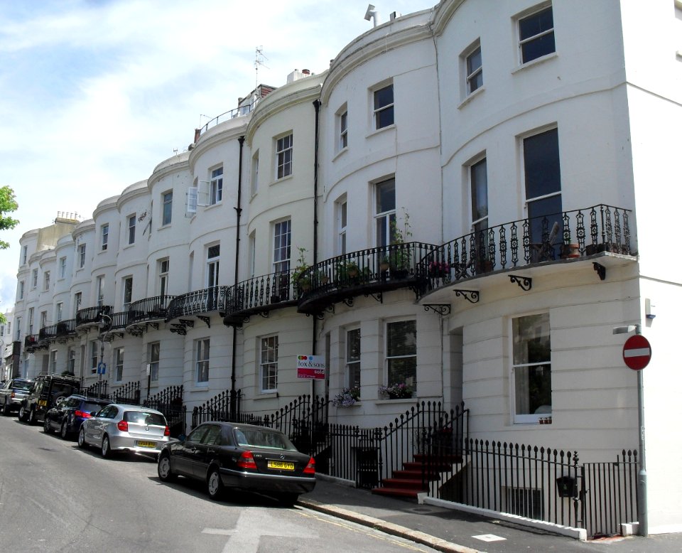 35–45_Norfolk_Square,_Brighton_(NHLE_Code_1380607)_(July_2010)