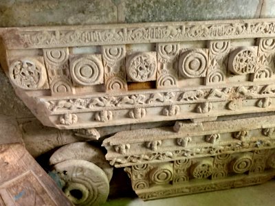 3rd_century_BCE_to_4th_century_CE_Buddhist_monastery_and_artwork,_Phanigiri_Telangana_India_-_91