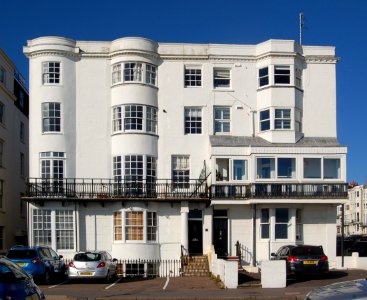 38–40_Marine_Parade,_Brighton_(September_2018)