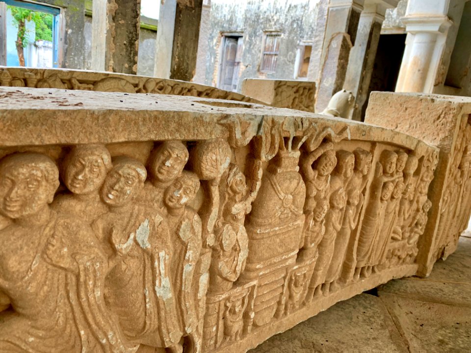 3rd_century_BCE_to_4th_century_CE_Buddhist_monastery_and_artwork,_Phanigiri_Telangana_India_-_73