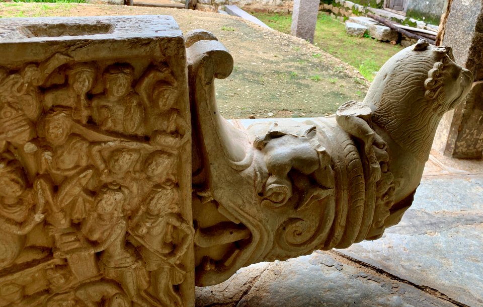 3rd_century_BCE_to_4th_century_CE_Buddhist_monastery_and_artwork,_Phanigiri_Telangana_India_-_69