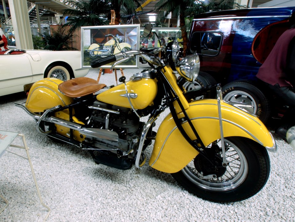 35hp_Indian_Four_1940_1265cc
