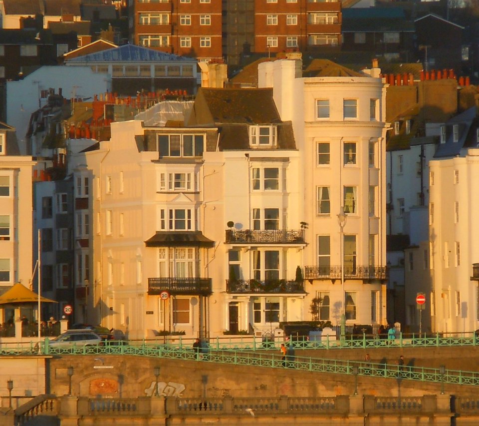 35–37_Marine_Parade,_Brighton_(January_2017,_seen_from_Palace_Pier)