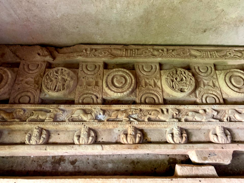 3rd_century_BCE_to_4th_century_CE_Buddhist_monastery_and_artwork,_Phanigiri_Telangana_India_-_94