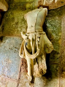 3rd_century_BCE_to_4th_century_CE_Buddhist_monastery_and_artwork,_Phanigiri_Telangana_India_-_89