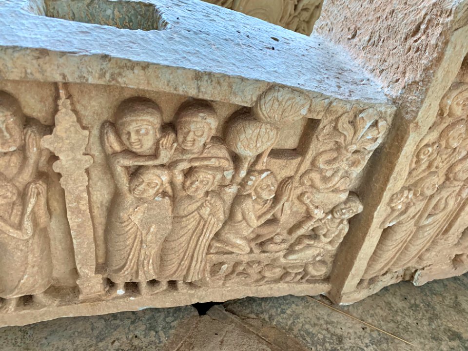 3rd_century_BCE_to_4th_century_CE_Buddhist_monastery_and_artwork,_Phanigiri_Telangana_India_-_75