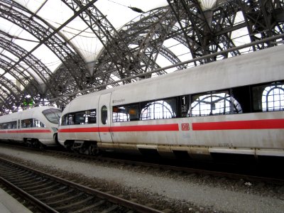 411_005-2_Dresden_Hauptbahnhof