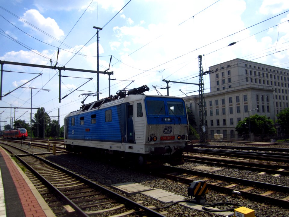 371_002-7_Dresden_Hauptbahnhof_(3)