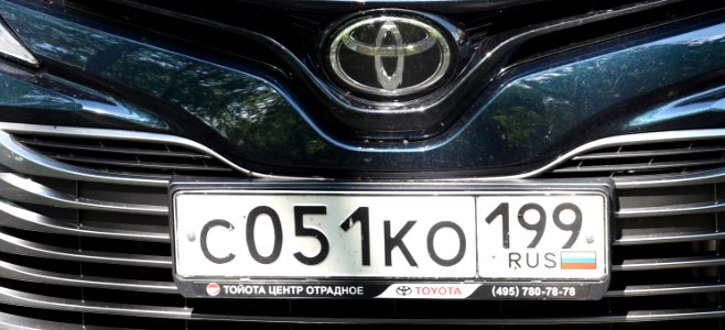 4373_Russian_license_plate_Toyota_car