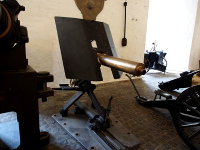 40mm_Automatic_Cannon_pic2