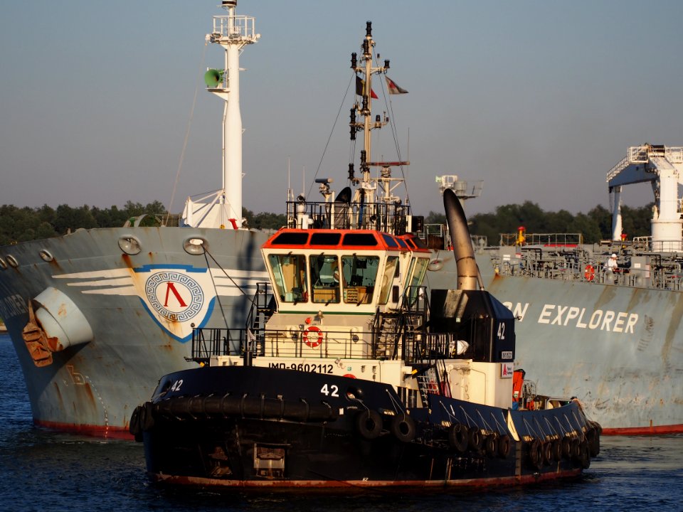 42_(tugboat,_2012)_IMO_9602112,_ENI_06105321,_Port_of_Antwerp_pic2