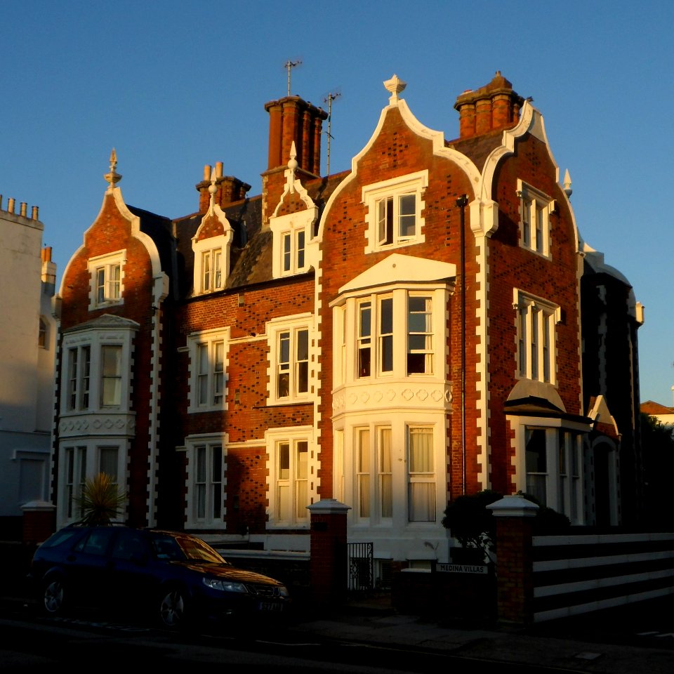 42_and_43_Medina_Villas,_Hove_(NHLE_Code_1187578)_(September_2013)