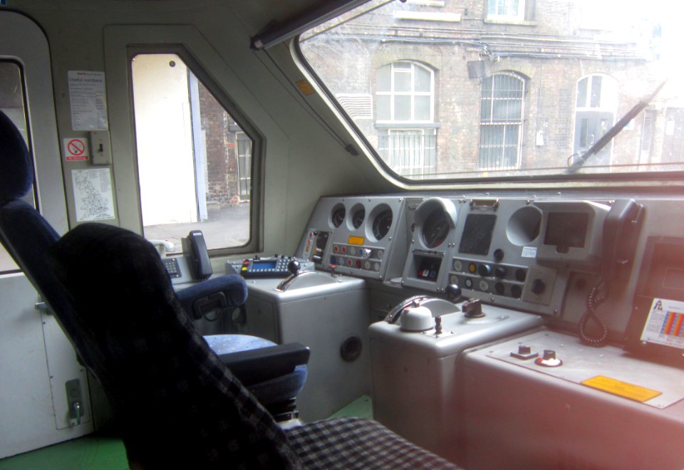 43052_Driver's_cab