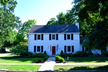 436_Randall_Avenue,_Randall_Avenue_Historic_District,_De_Pere,_WI