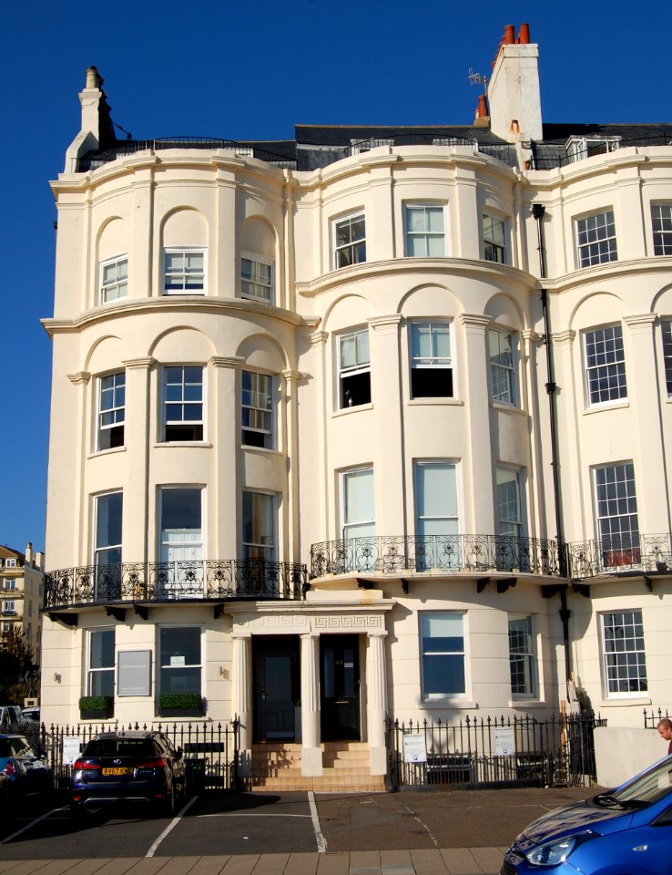41–42_Marine_Parade,_Brighton_(September_2018)