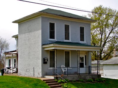 421_E_10th_Davenport_IA