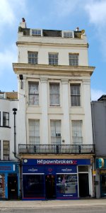 4_Castle_Square,_Brighton_(NHLE_Code_1380052)_(May_2018)