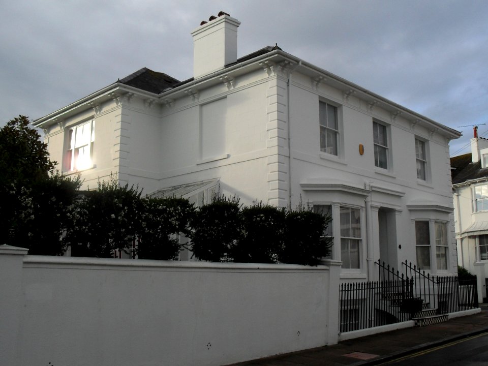 4_Powis_Villas,_Montpelier,_Brighton_(NHLE_Code_1380735)_(September_2010)