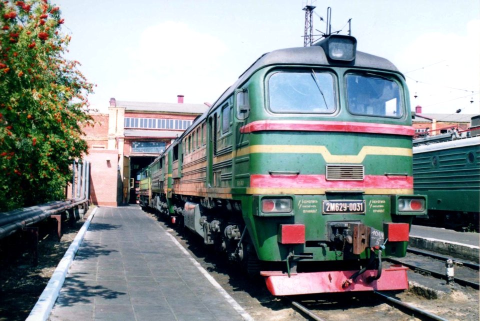 2М62У-0031,_Россия,_Орловская_область,_депо_Орёл_(Trainpix_192219)