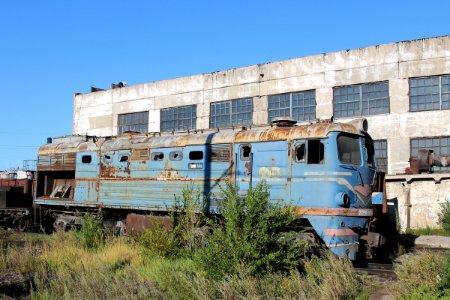 2ТЭ10Л-2636,_Kazakhstan,_Karaganda_region,_Karaganda_depot_(Trainpix_171618)