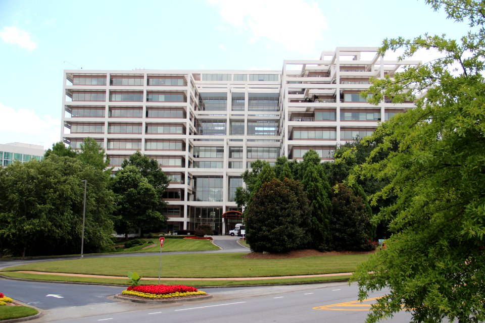 400_Perimeter_Center_Terrace,_Dunwoody,_GA_July_2017 photo