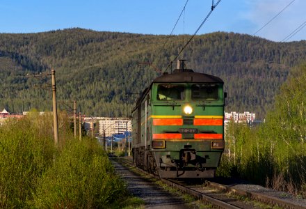 2ТЭ10М-3297,_Russia,_Chelyabinsk_region,_Miass-II_-_Miass-I_stretch_(Trainpix_162424)