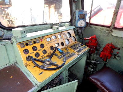 2ТЭ10М-0651,_Россия,_Самарская_область,_ПТОЛ_Сызрань-I_(Trainpix_173258)