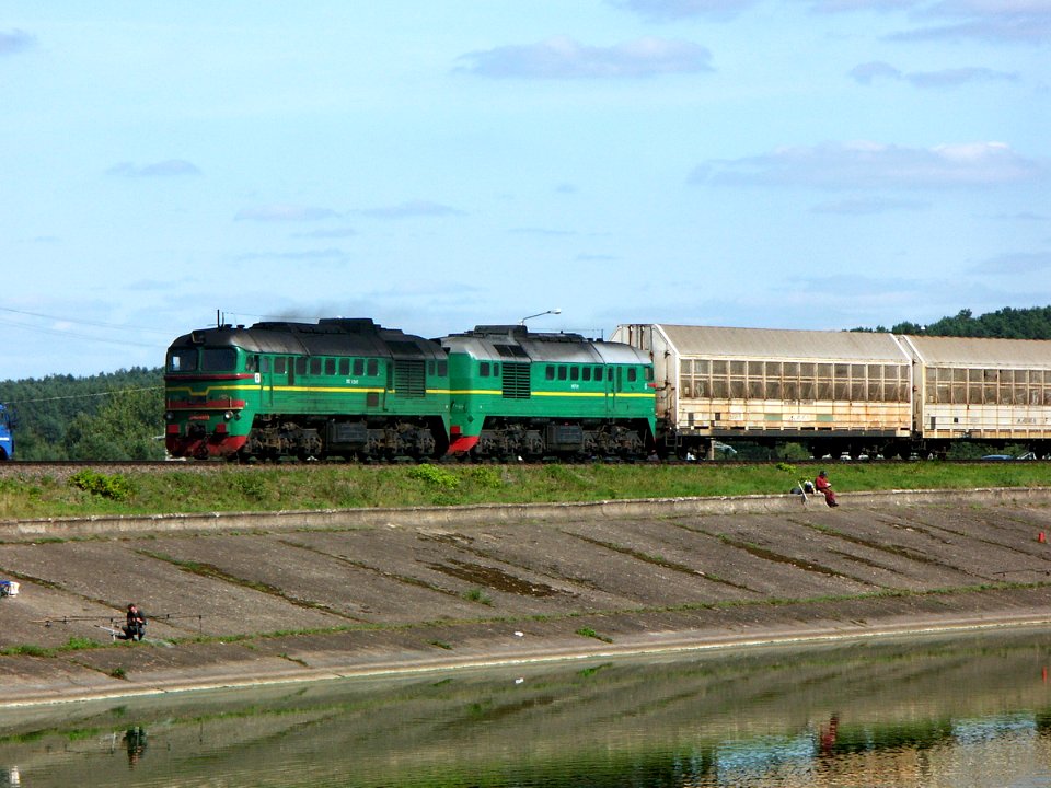 2М62К-0147,_Lithuania,_Kaunas,_Palemonas_-_Rokai_stretch_(Trainpix_119129)