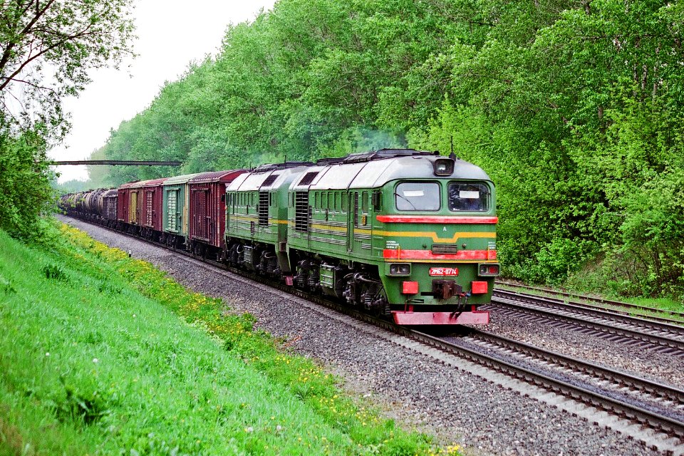 2М62-0774,_Russia,_Moscow,_Cherkizovo_-_Lefortovo_stretch_(Trainpix_174634)