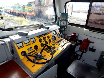 2ТЭ10М-2503,_Russia,_Samara_region,_Syzran_depot_(Trainpix_202566)
