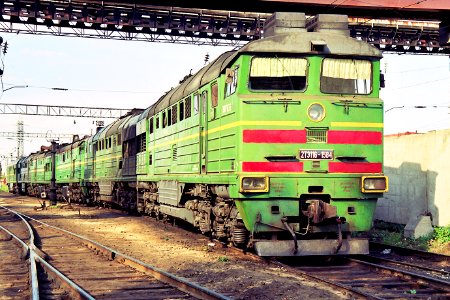2ТЭ116-1584,_Russia,_Saratov_region,_Saratov_depot_(Trainpix_169325)