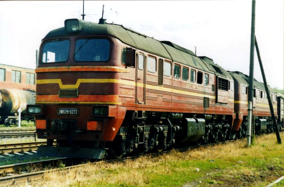 2М62У-0272,_Россия,_Орловская_область,_станция_Верховье_(Trainpix_192231)