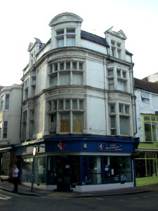 3_and_4_East_Street,_Brighton_(September_2010)