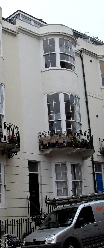 3_Bedford_Place,_Brighton_(July_2010)