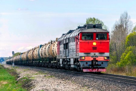2ТЭ116-1552,_Russia,_Yaroslavl_region,_Vaulovo_-_Chebakovo_stretch_(Trainpix_163118)