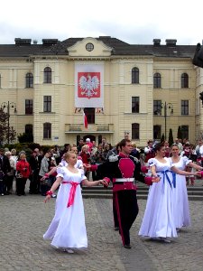 3_Maja_2011_taniec_zespołu_Ziemia_Bydgoska_g