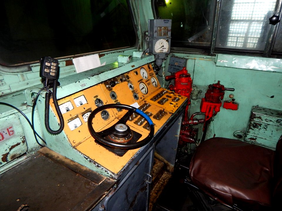 2ТЭ10У-0380,_Россия,_Самарская_область,_ПТОЛ_Сызрань_(Trainpix_130964)