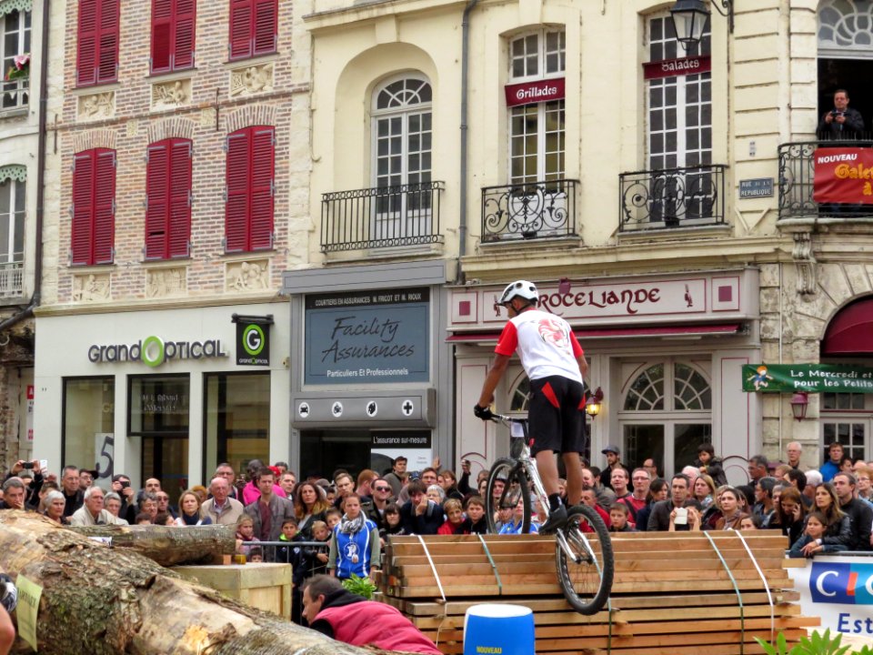 2ème_Trial_Sports_Challenge_Entreprises_de_Sens_-_17_-_Kevin_Aglaé_dans_la_quatrième_zone