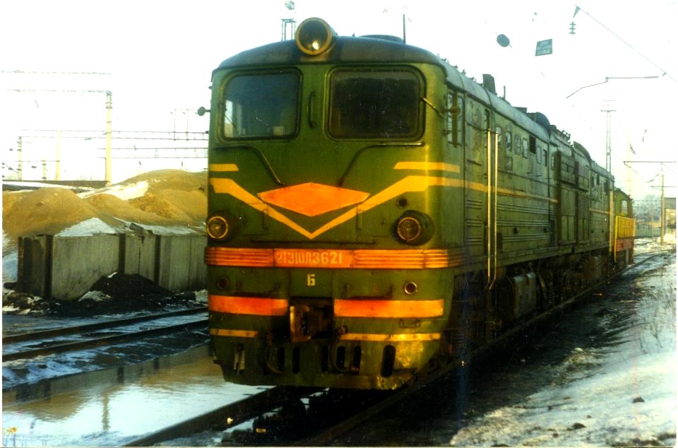 2ТЭ10Л-3621,_Russia,_Vladimir_region,_Murom_depot_(Trainpix_147963)