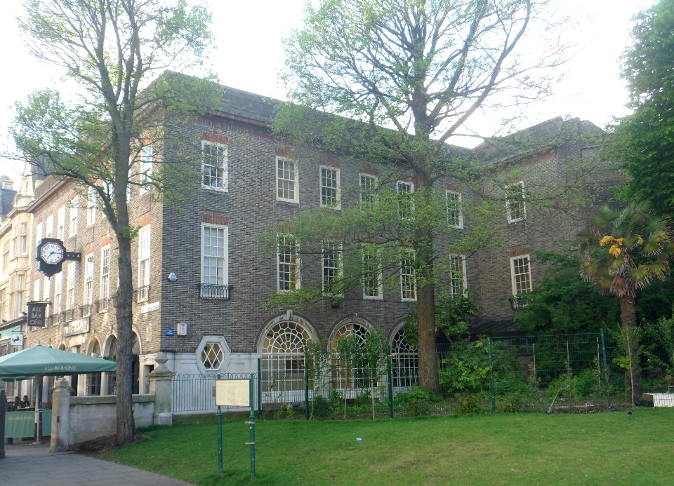 2–3_Pavilion_Buildings,_Brighton_(May_2015)_(2)