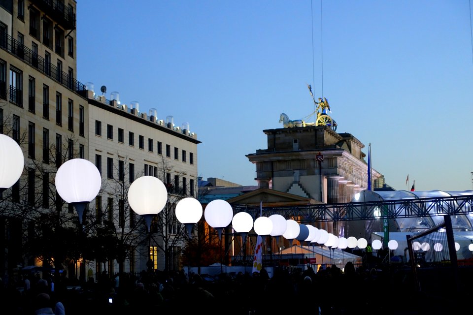 25th_anniversary_of_the_Fall_of_the_Berlin_Wall_-_DSC09740