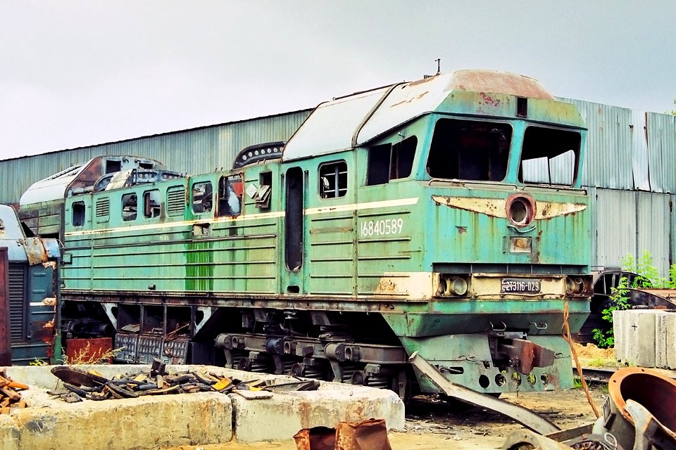 2ТЭ116-029,_Russia,_Tyumen_region,_Tyumen_depot_(Trainpix_140637)