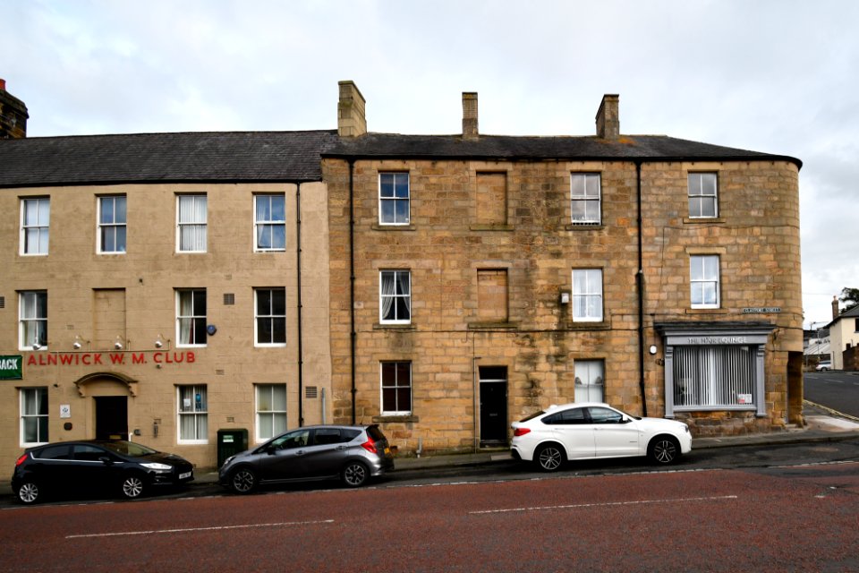 25_And_25A,_Clayport_Street